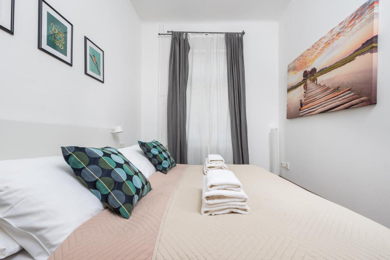 Wonderful Apartment Next To The Jerusalem Synagogue Prag Exteriör bild